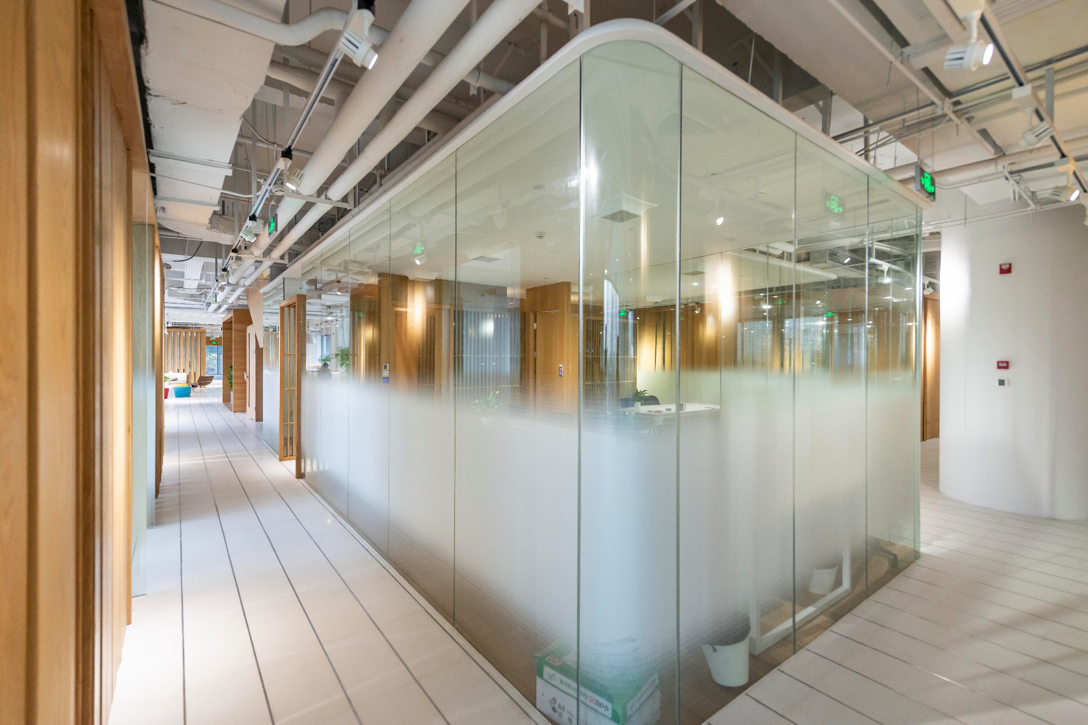 FUNWORK(中駿廣場)